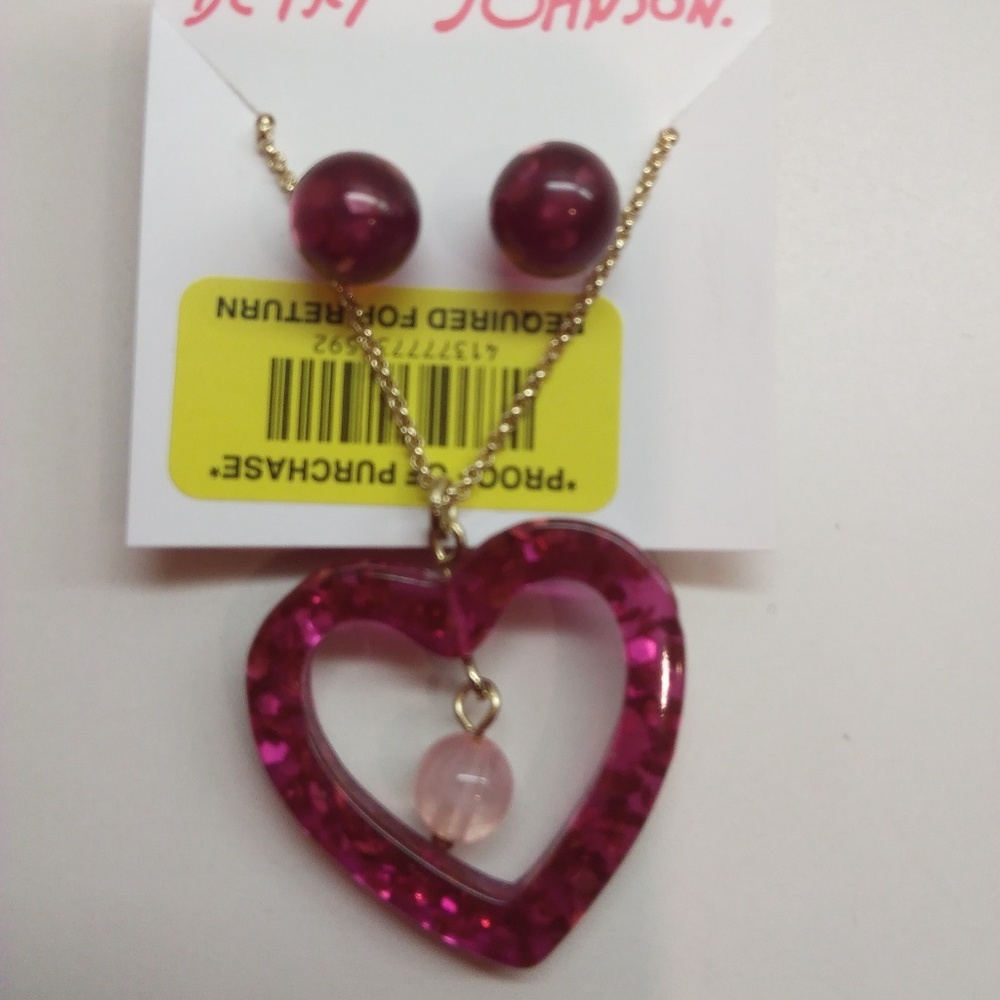Betsey Johnson New Magenta HeartNecklace &Earrings